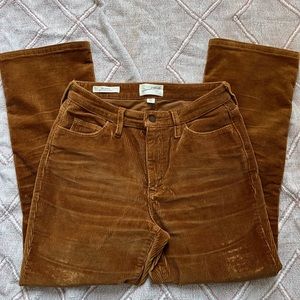 UNIVERSAL THREAD Women’s Ankle Bootcut Corduroy Pants.